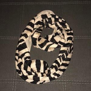 Old Navy zebra print infinity scarf